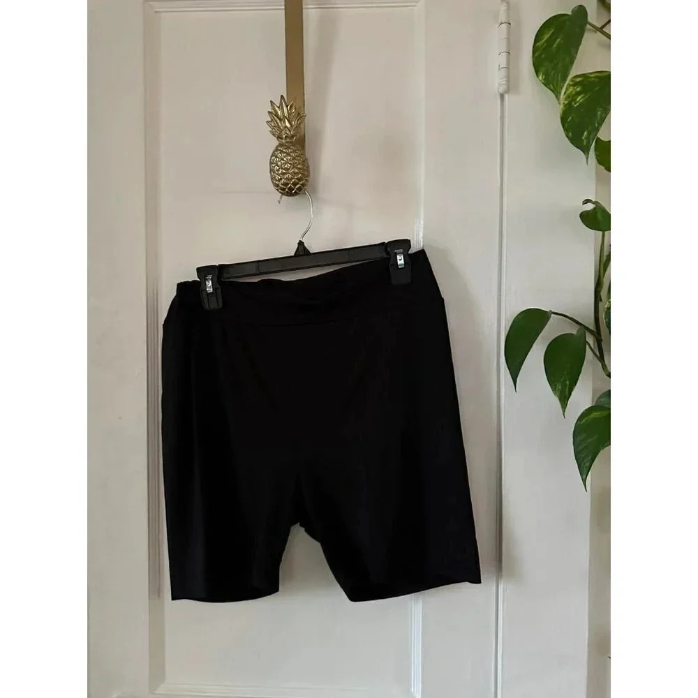 Shein Women’s size x-large black shorts